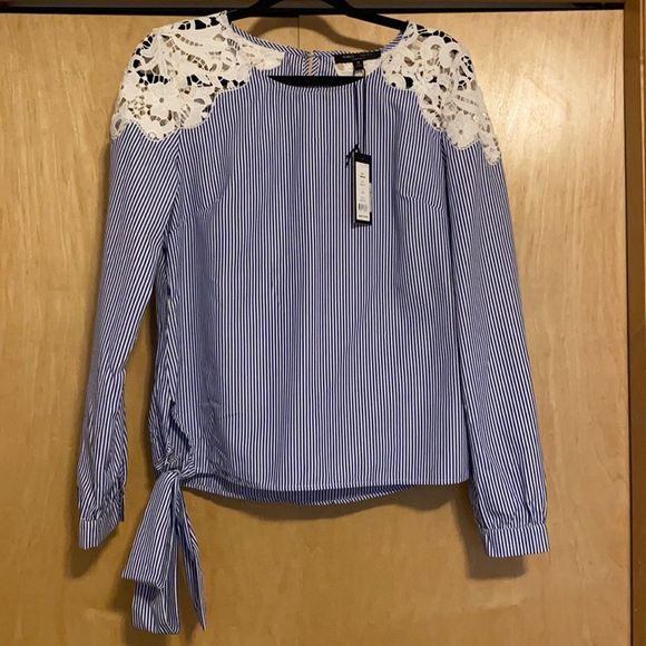 Romeo & Juliet Couture Tops - Romeo & Julieta blouse